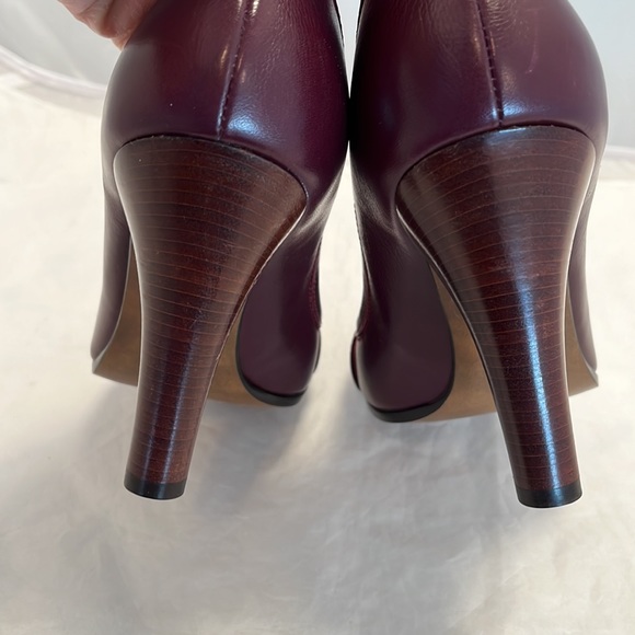 Fendi leather open toe pumps - Picture 6 of 10